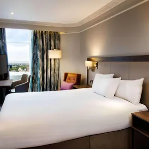 Hilton Carlton Отель