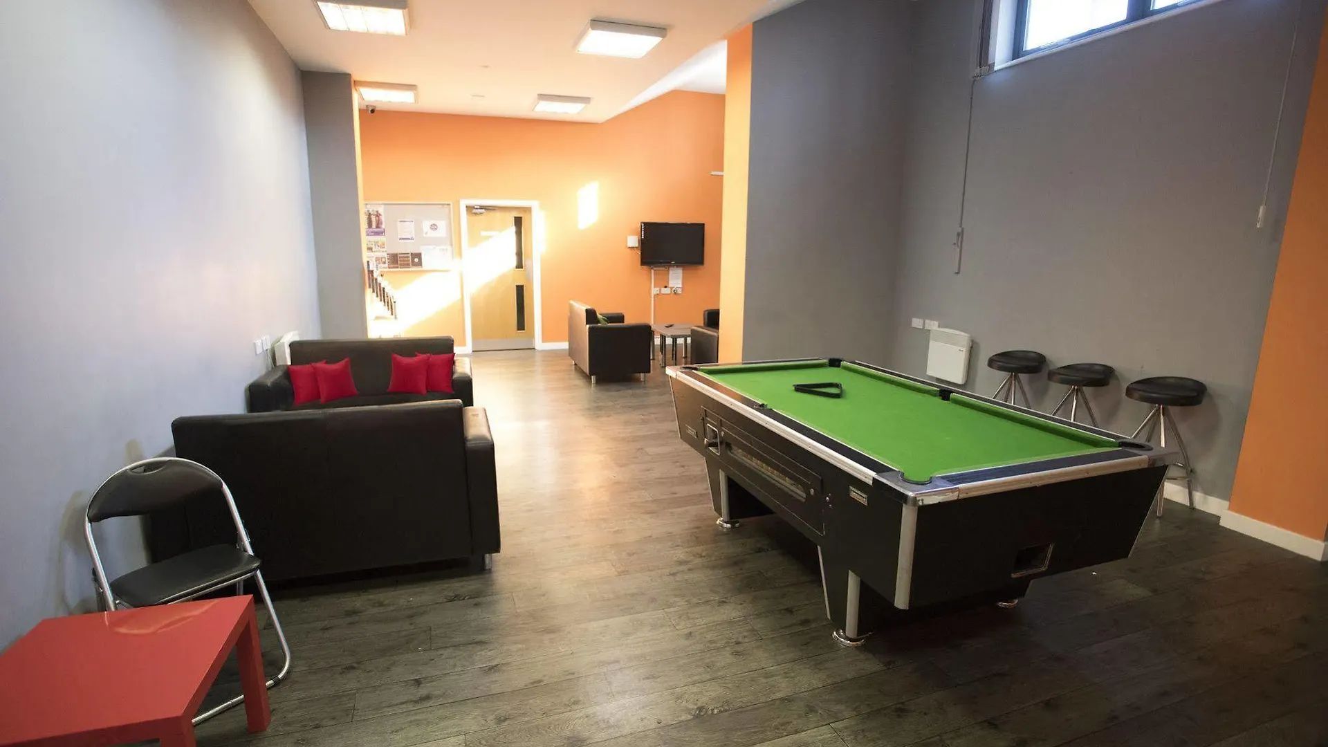 Beaverbank Place - Campus Residence Edinburg 2*,